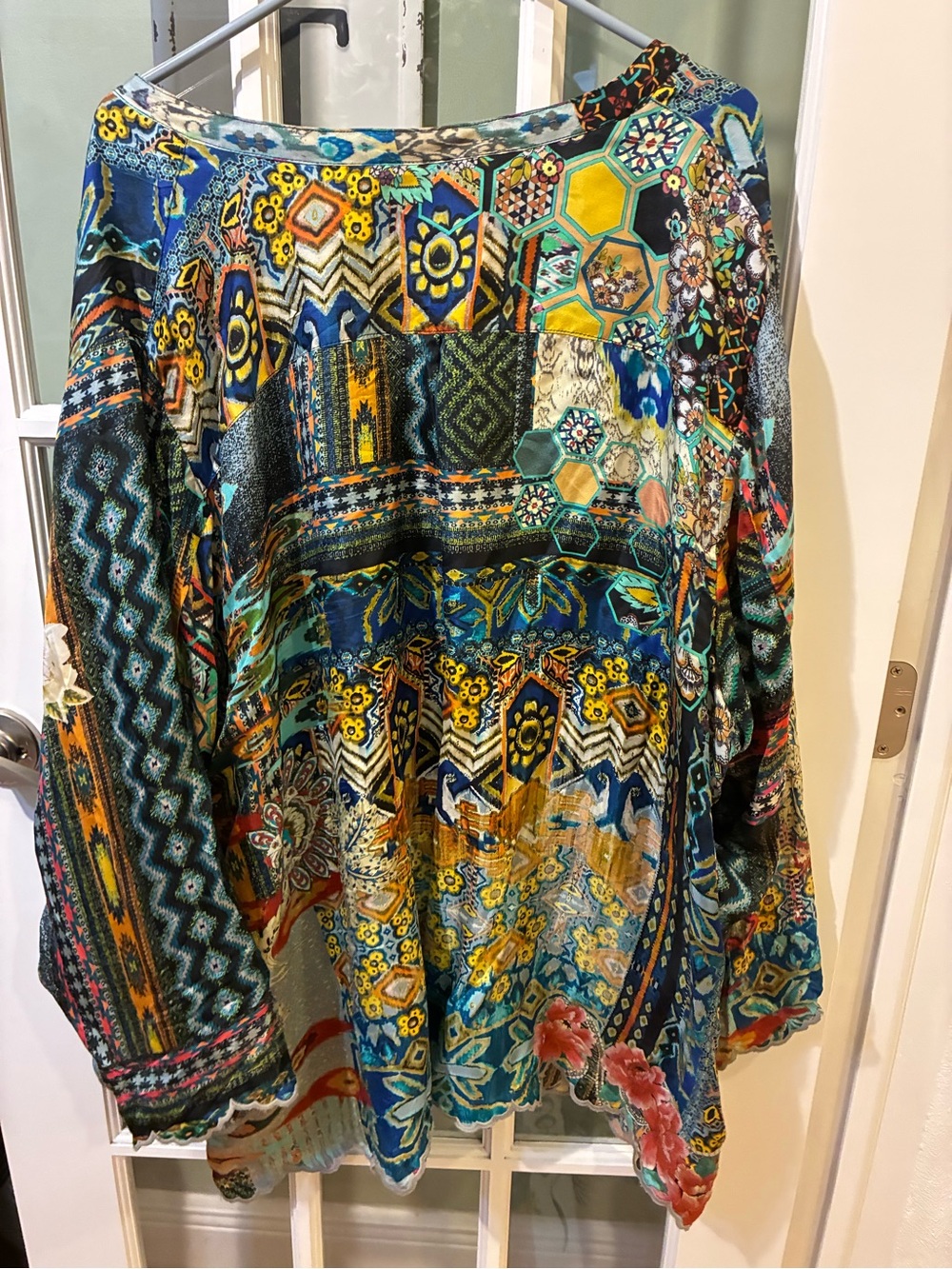 Johnny Was Multicolor Floral & Geo Print V-Neck Women's Top 3X silk - Picture 4 of 5